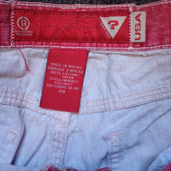 Vintage Y2k Guess capris - Picture 4 of 4